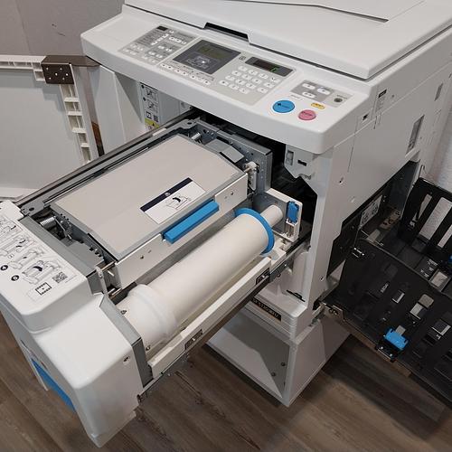 Riso SF5130 Digital Duplicator with USB Print, Black Drum and Stand. Only 93K Prints!