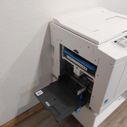 Riso SF5130 Digital Duplicator with USB Print, Black Drum and Stand. Only 92K Prints!