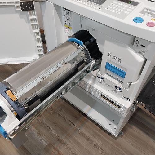 Riso SF5130 Digital Duplicator with USB Print, Black Drum and Stand. Only 92K Prints!