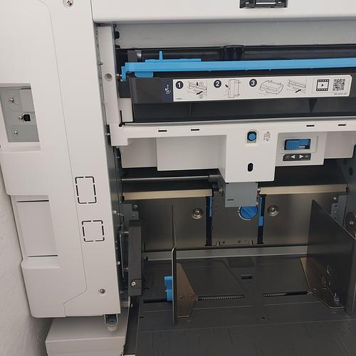 Riso SF5130 Digital Duplicator with USB Print, Black Drum and Stand. Only 92K Prints!