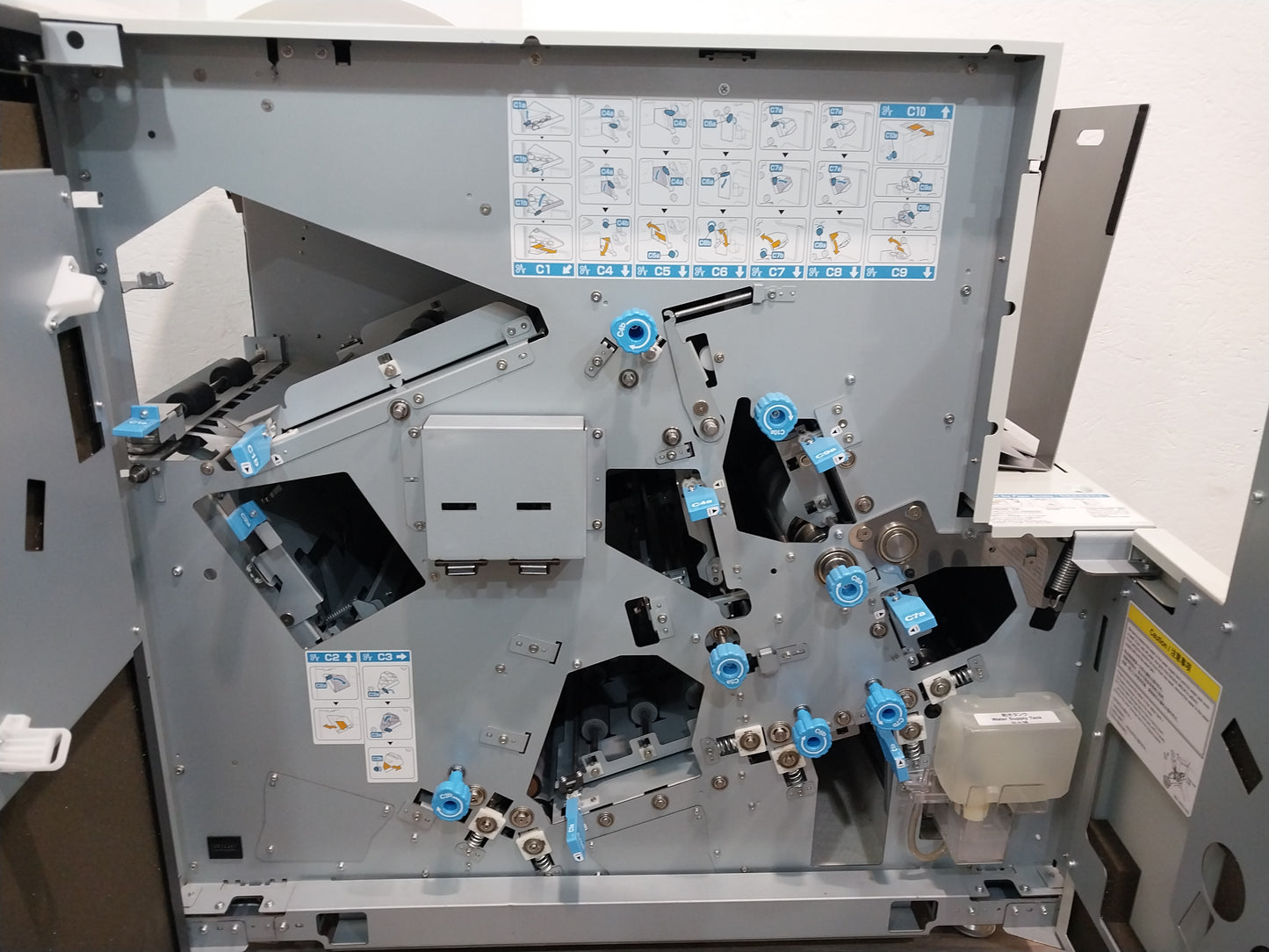 Riso ComColor GD Series Wrapping Envelope Finisher G10