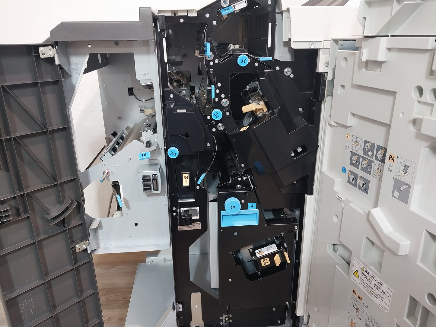 Riso ComColor GD Series Multifunction Finisher / Booklet Maker