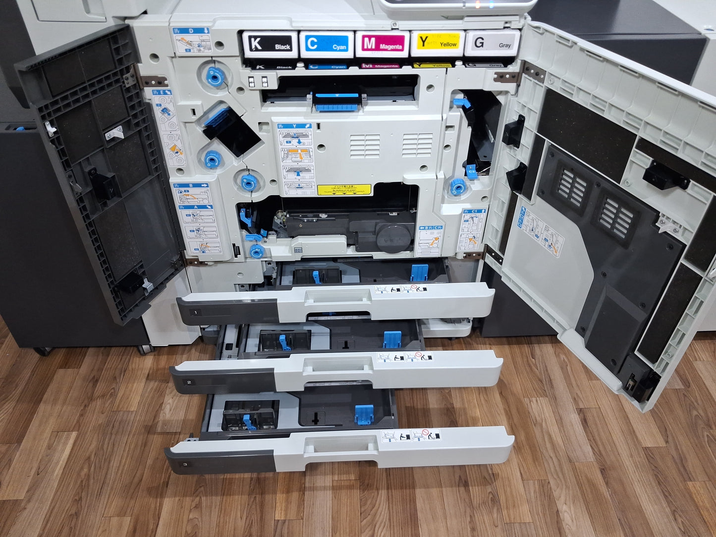 Riso ComColor GL7430 Full Color Inkjet Printer with a High-Capacity Feeder, High-Capacity Stacker, Face Down Finisher and Fiery Controller