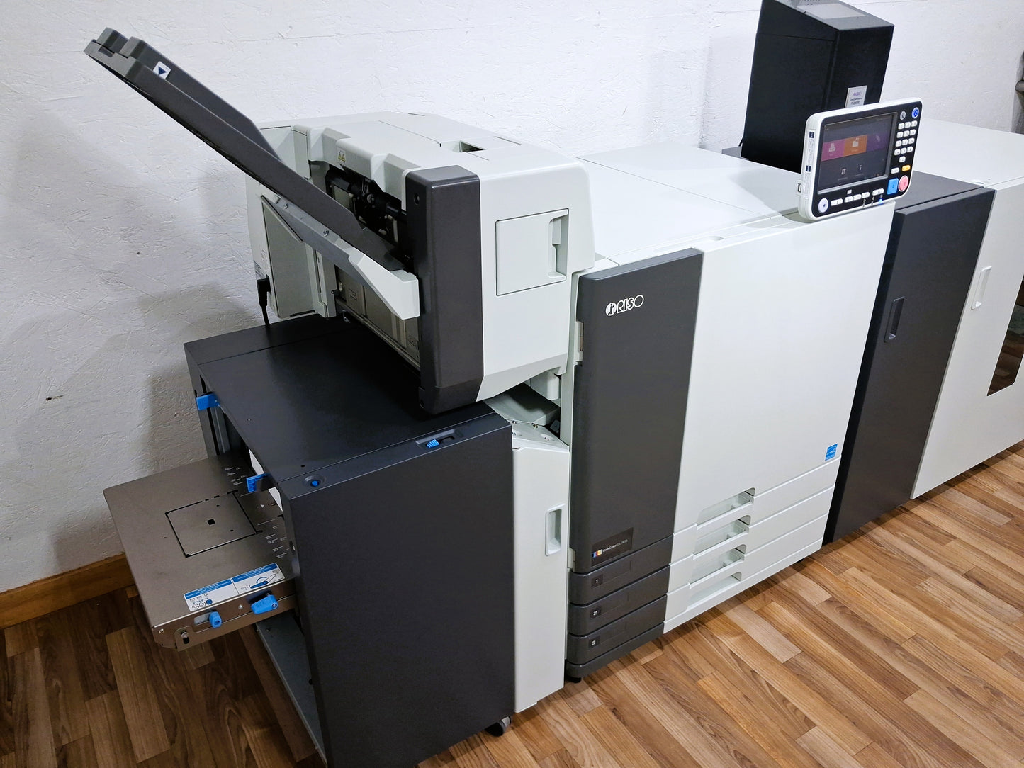 Riso ComColor GL7430 Full Color Inkjet Printer with a High-Capacity Feeder, High-Capacity Stacker, Face Down Finisher and Fiery Controller