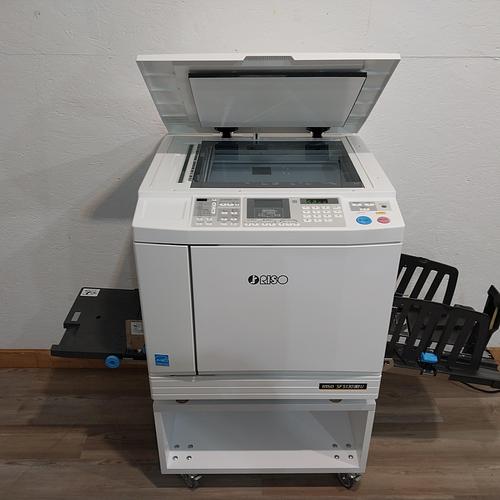 Riso SF5130 Digital Duplicator with USB Print, Black Drum and Stand. Only 28K Prints!